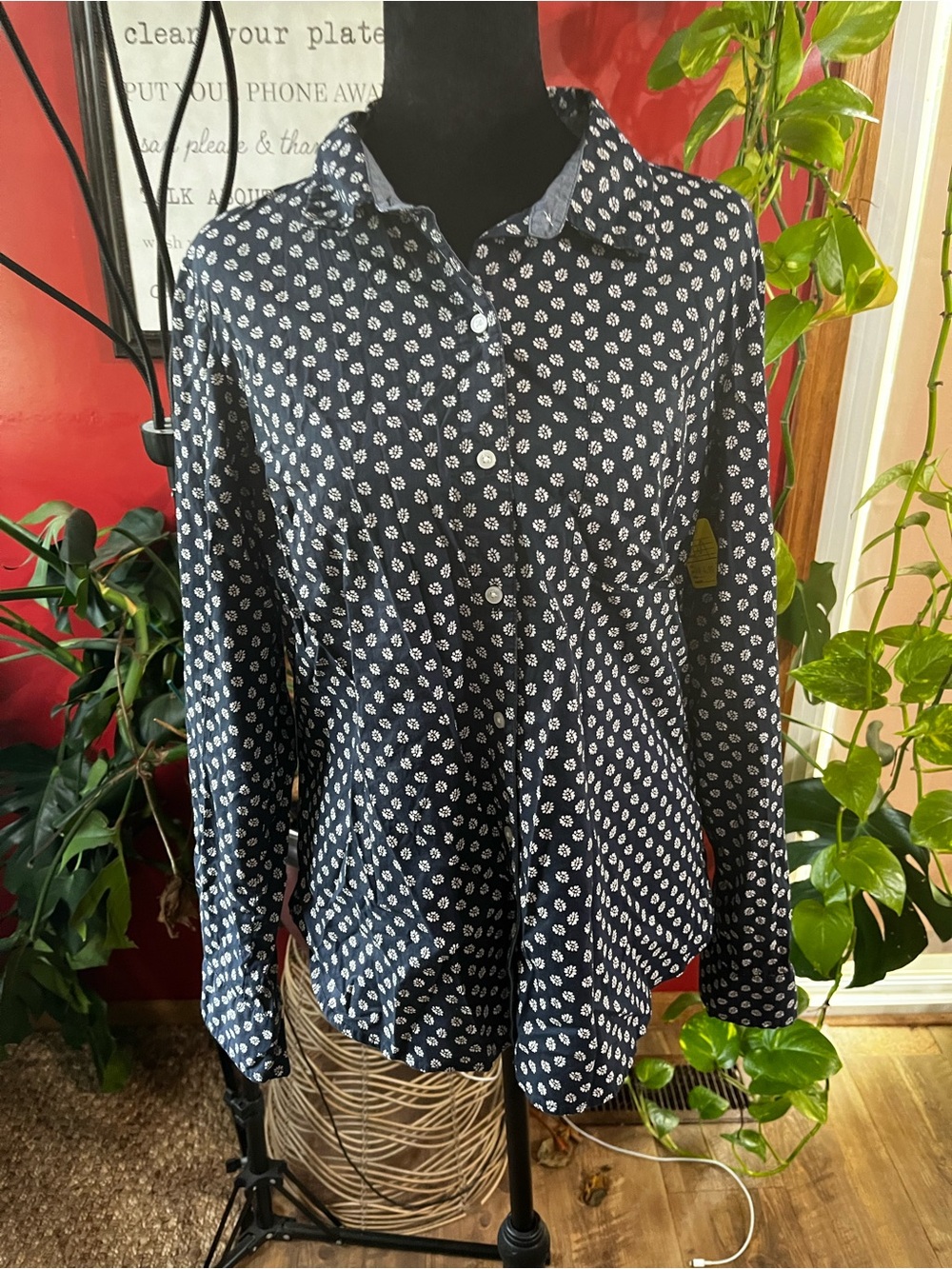 Tommy Hilfiger Navy Blue and White Floral-Print Button-Down Shirt